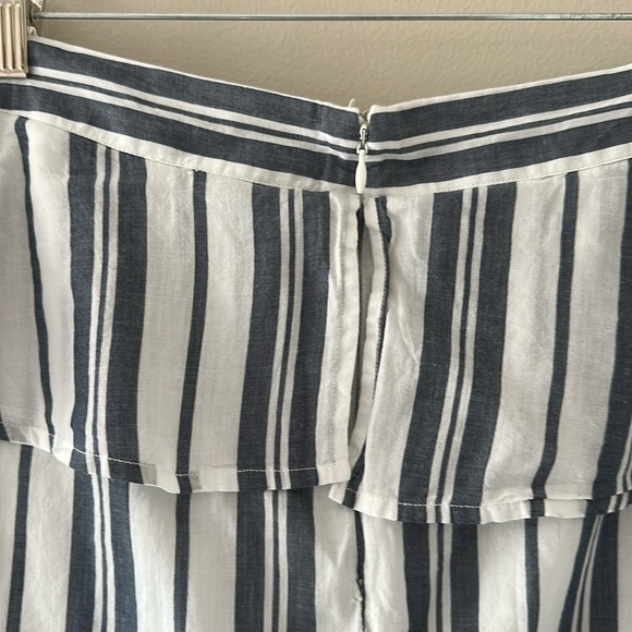Walter Baker Cotton Blue & White Striped
Asymmetrical Midi Skirt w/Ruffles Sz 8 - Picture 4 of 9